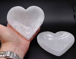 Selenite Heart Dish